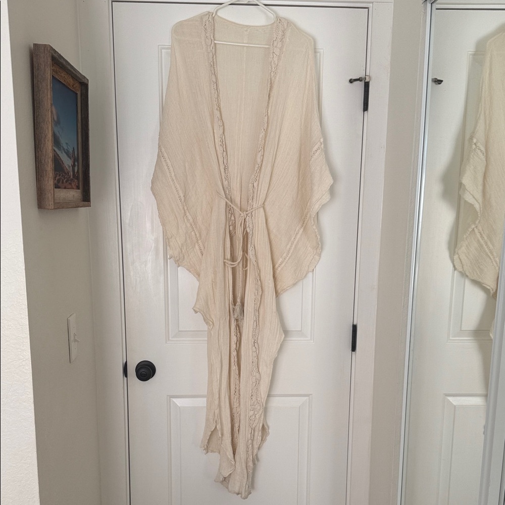 Jens pirate booty Cream Long Kimono
